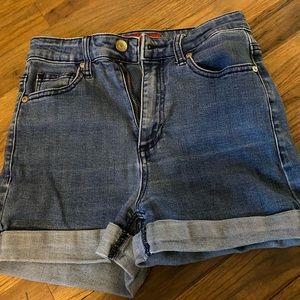 Guess ultra high rise shorts. Size 0/small